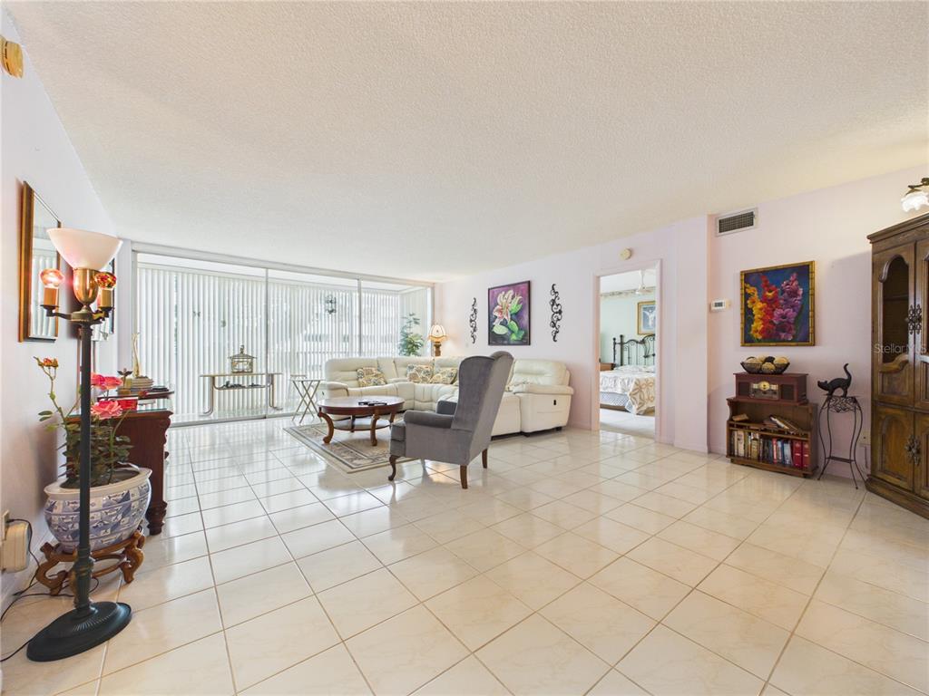 50 HARBOR VIEW LANE UNIT 18, BELLEAIR BLUFFS, FL — photo 5 of 30