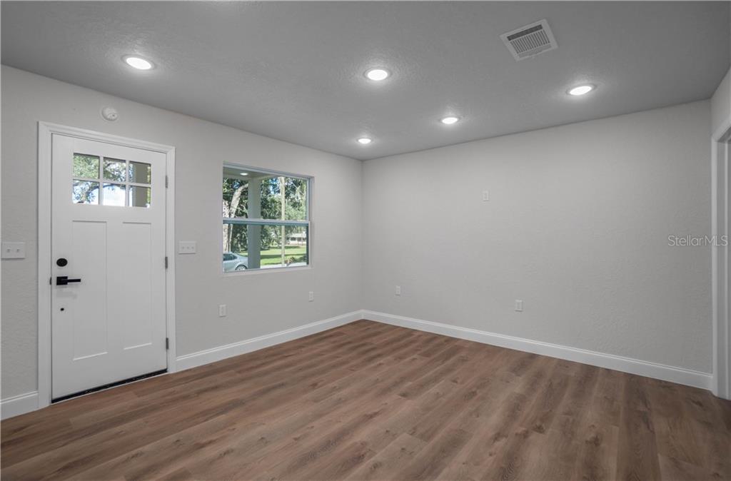 221 S Raven TERRACE, INVERNESS, FL — photo 5 of 30