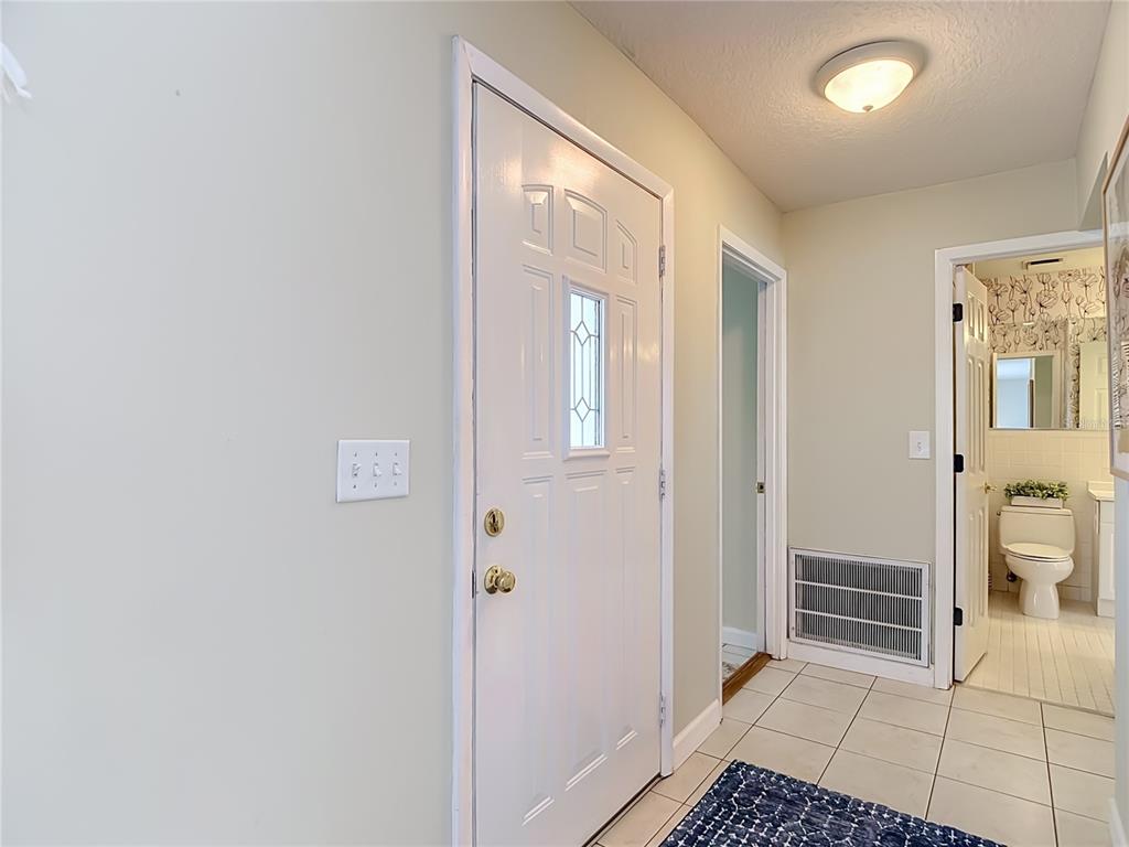 1417 BAVON AVENUE, SPRING HILL, FL — photo 4 of 79