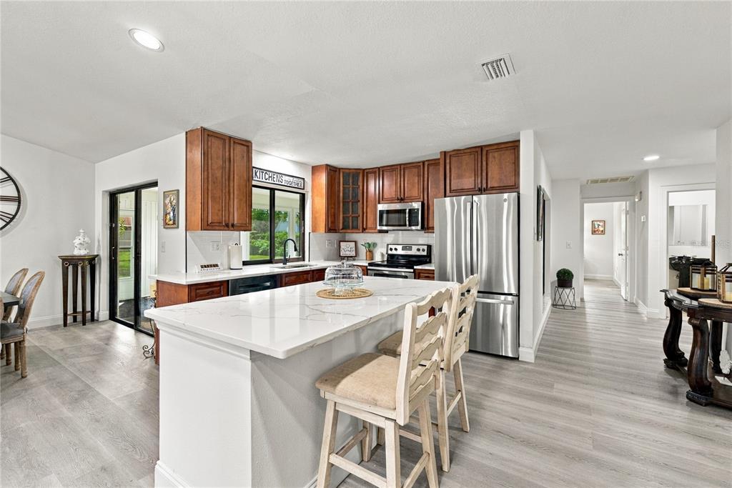 6745 ENGLELAKE DRIVE, LAKELAND, FL — photo 5 of 48