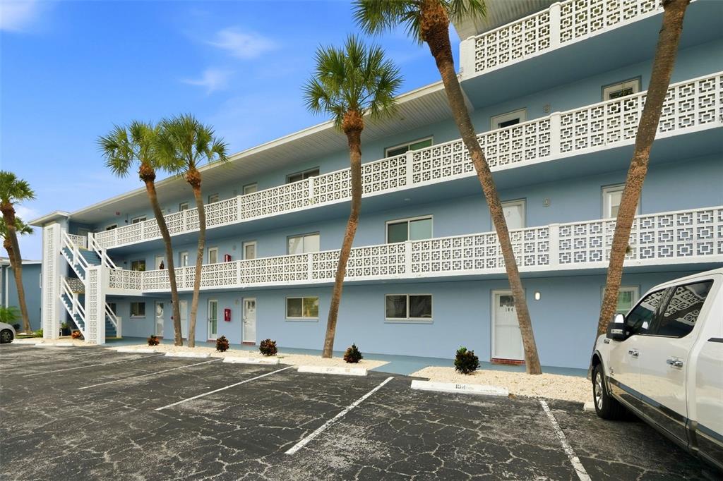 280 126TH AVENUE UNIT 104, TREASURE ISLAND, FL — photo 2 of 29