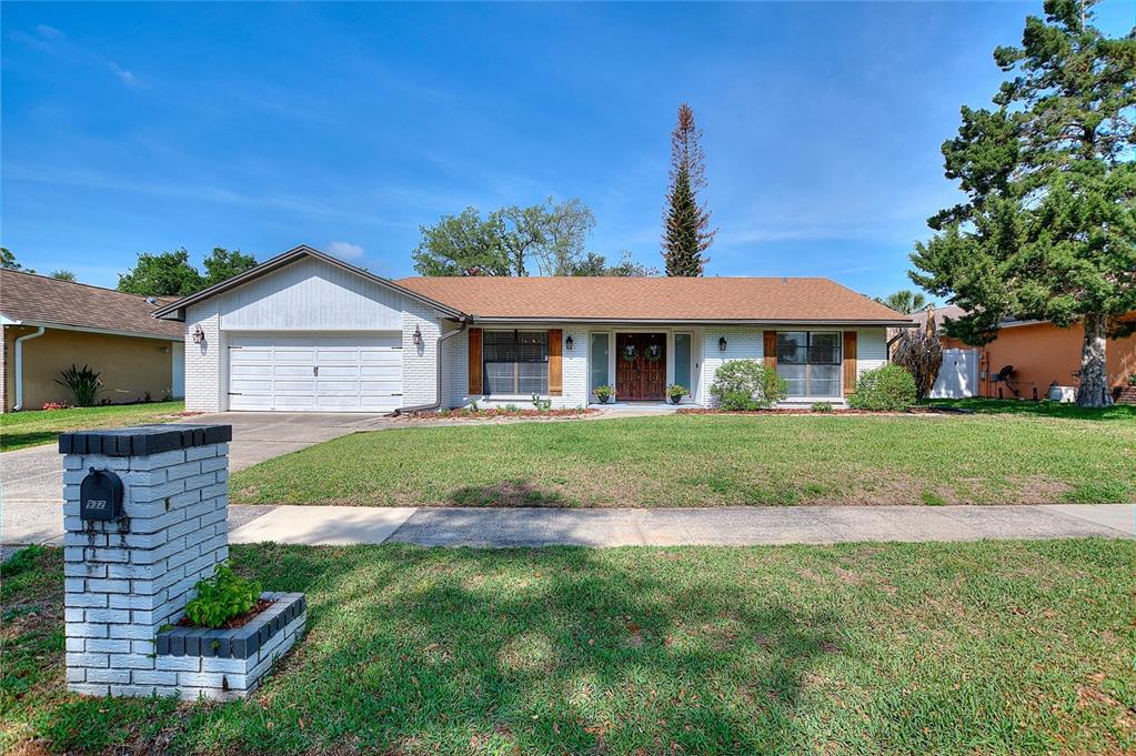932 YELLOW ROSE DRIVE