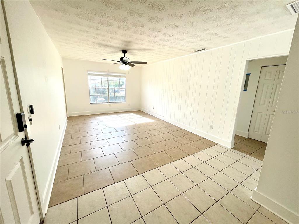 5301 HANSEL AVENUE UNIT A16, ORLANDO, FL — photo 2 of 23