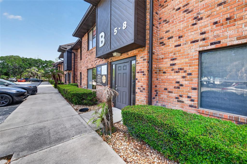 555 W GRANADA BOULEVARD UNIT B7