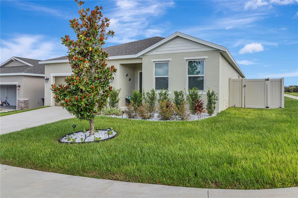 442 QUAYSIDE AVENUE, MASCOTTE, FL — photo 3 of 30