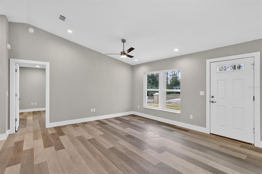 1516 W PRINGLE PLACE, CITRUS SPRINGS, FL — photo 2 of 19