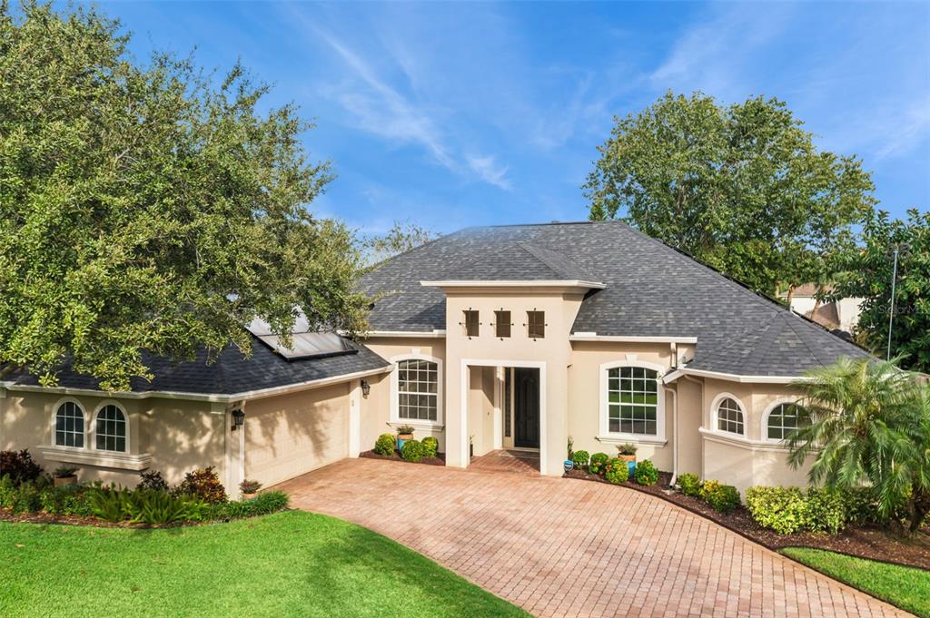 1904 APPLEGATE COVE