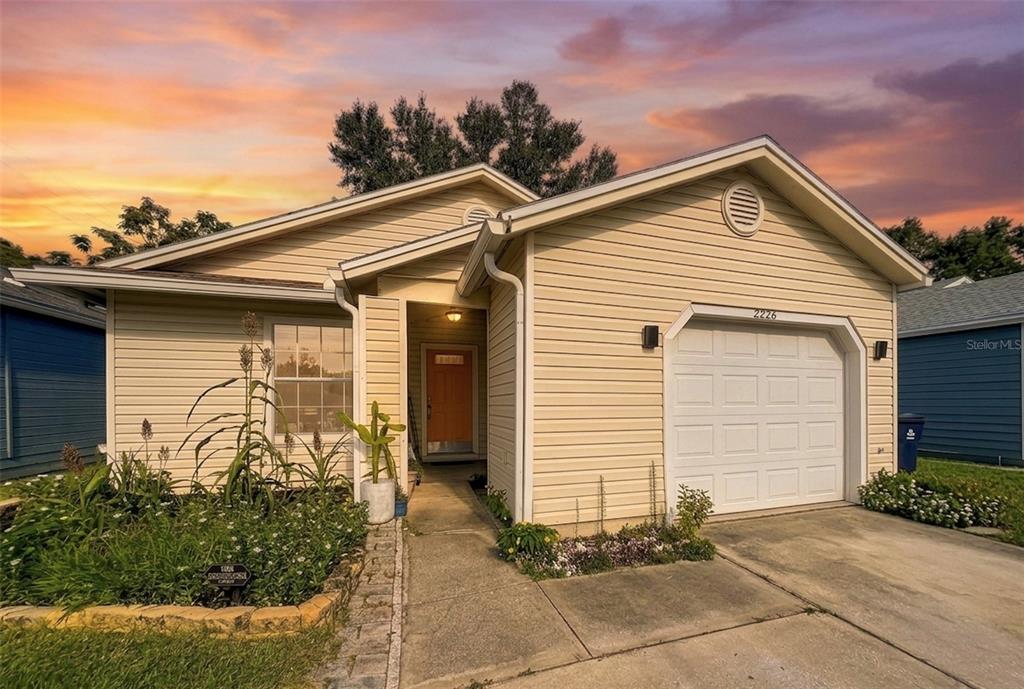 2226 FAXTON COURT