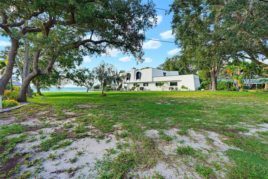 BLUFF BOULEVARD, HOLIDAY, FL — photo 2 of 23
