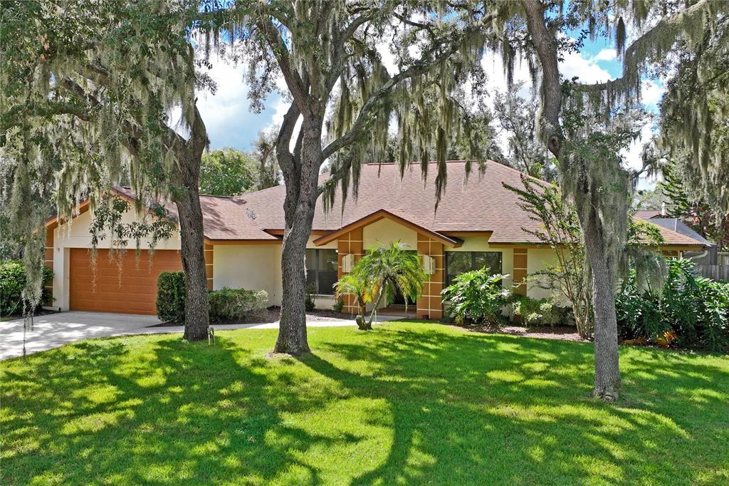 2715 LAUREL OAK DRIVE, PLANT CITY, FL — photo 2 of 30