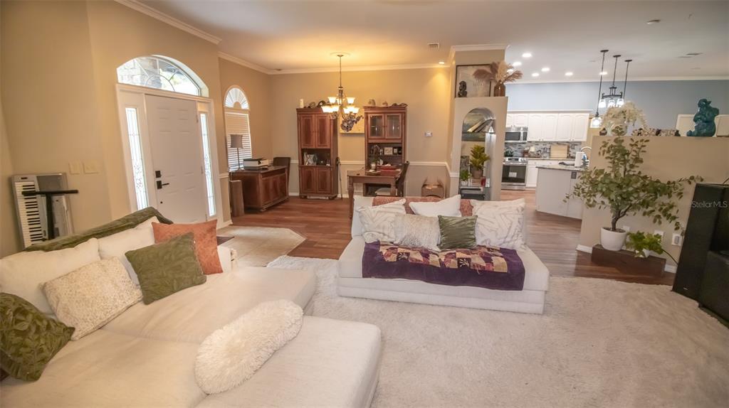 241 SE 5TH AVENUE, MELROSE, FL — photo 3 of 30