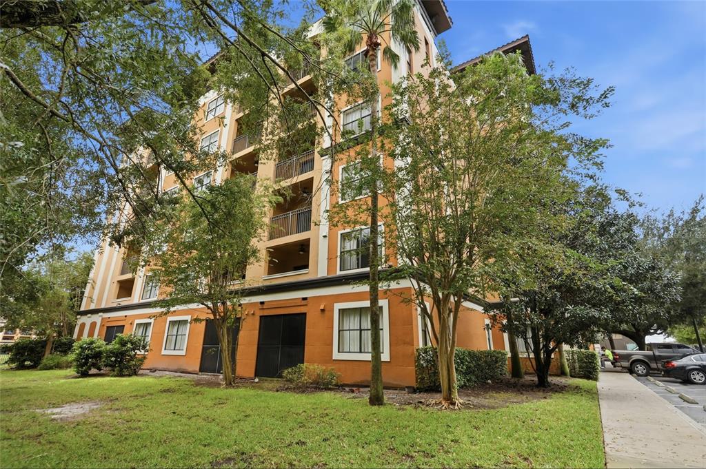 12521 FLORIDAYS RESORT DRIVE UNIT 101F, ORLANDO, FL — photo 2 of 36