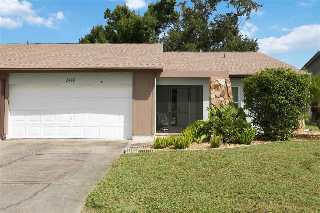306 PERSIMMON STREET UNIT 208, ENGLEWOOD, FL — photo 2 of 30