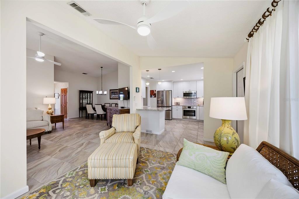 306 PERSIMMON STREET UNIT 208, ENGLEWOOD, FL — photo 4 of 30
