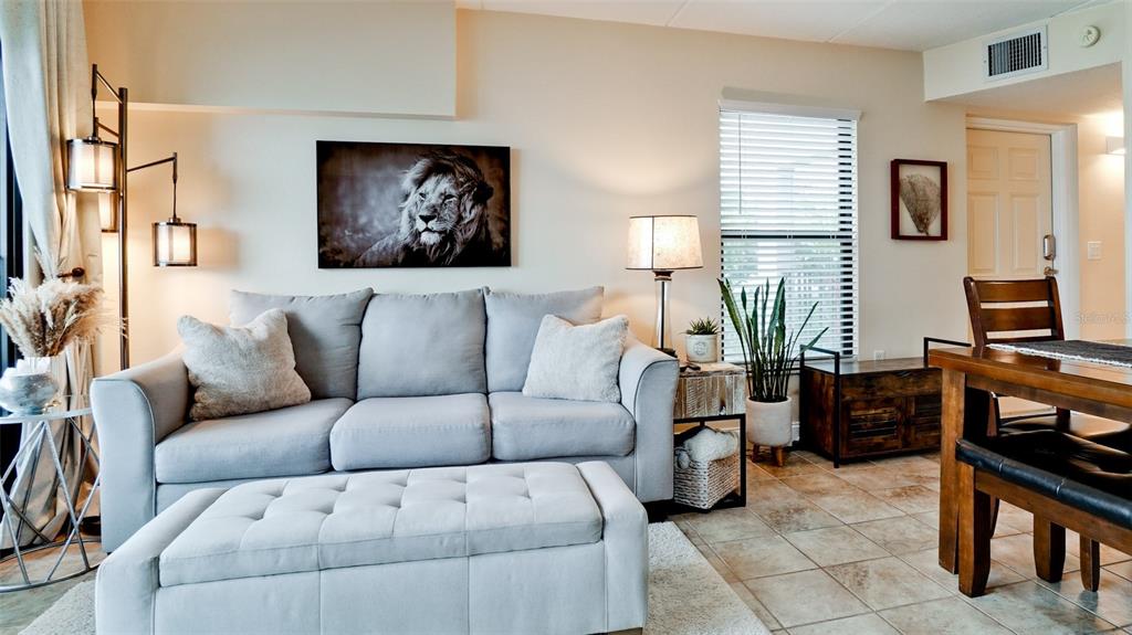 111 10TH STREET S UNIT 111, BRADENTON BEACH, FL — photo 4 of 37