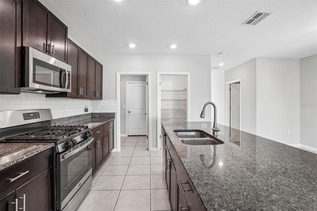 9663 CHANNING HILL DRIVE, SUN CITY CENTER, FL — photo 4 of 30