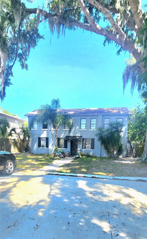301 SE AVENUE B UNIT 4