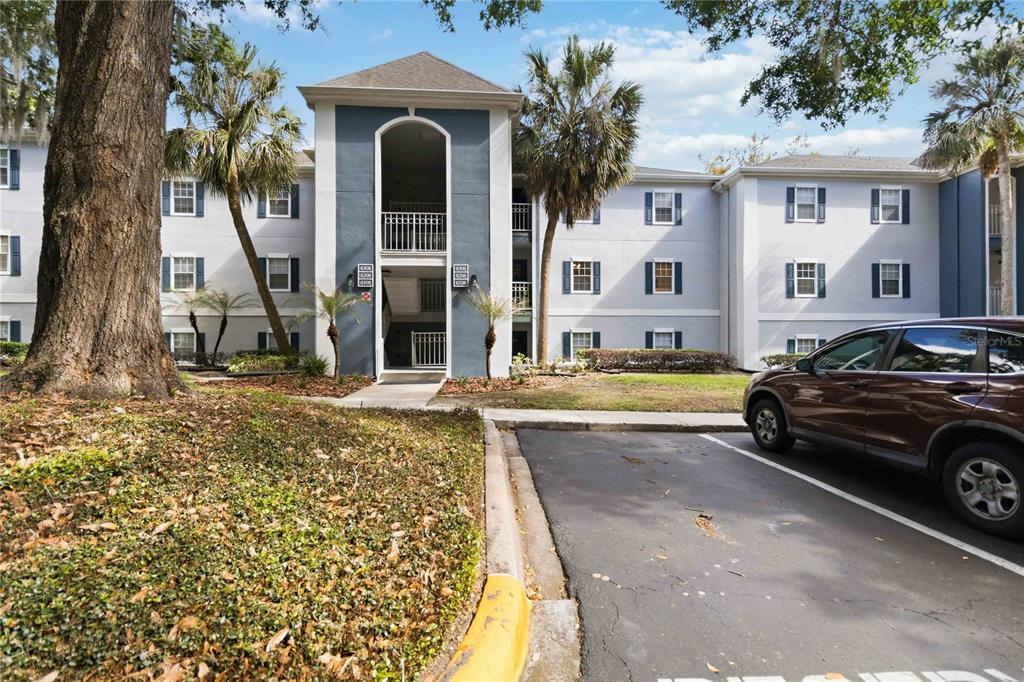 6206 BAYHILL LANE UNIT 6206
