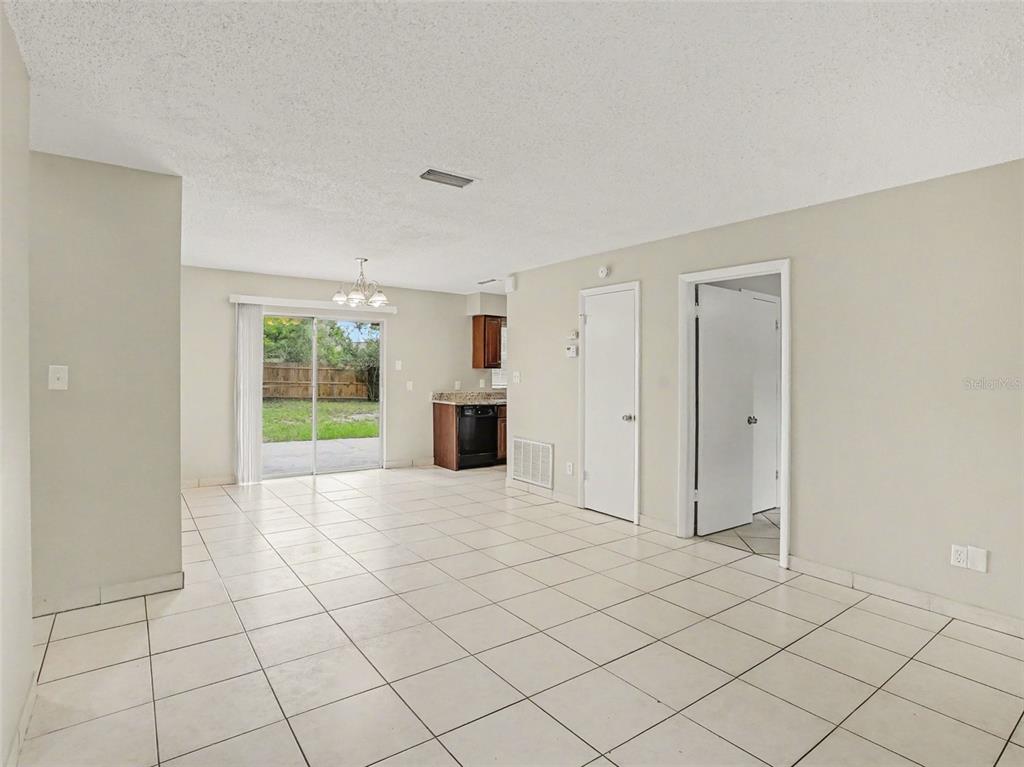 4514 COLBERT COURT, ORLANDO, FL — photo 2 of 15