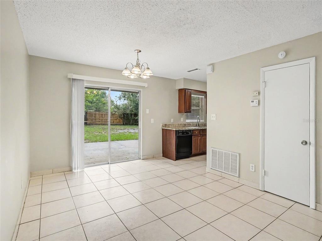 4514 COLBERT COURT, ORLANDO, FL — photo 3 of 15