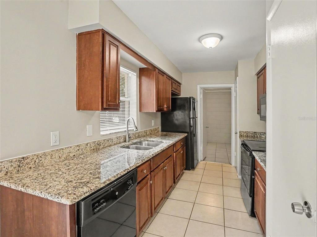 4514 COLBERT COURT, ORLANDO, FL — photo 5 of 15