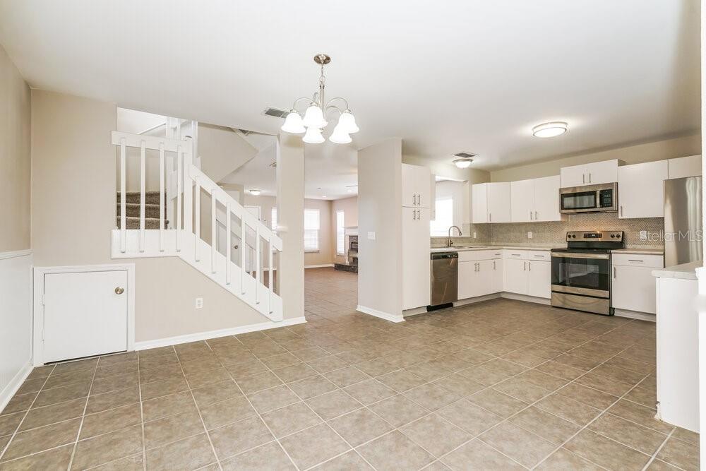 9336 SONOMA DRIVE, ORLANDO, FL — photo 4 of 17