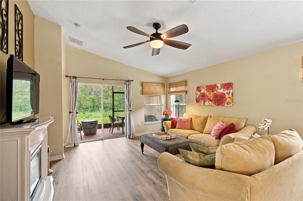 516 GRAND CANAL DR, POINCIANA, FL — photo 3 of 54