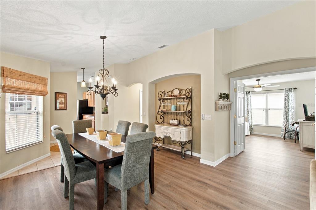 516 GRAND CANAL DR, POINCIANA, FL — photo 5 of 54