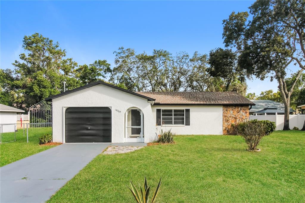 10365 LAFOY ROAD