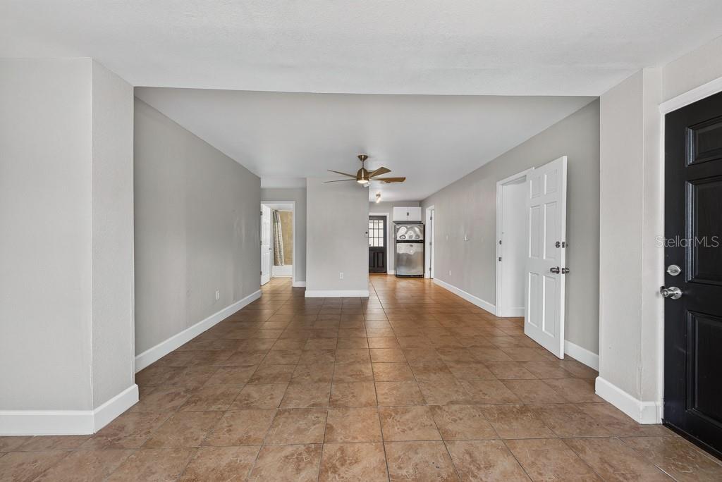 725 STRAIN BOULEVARD, LAKELAND, FL — photo 2 of 30