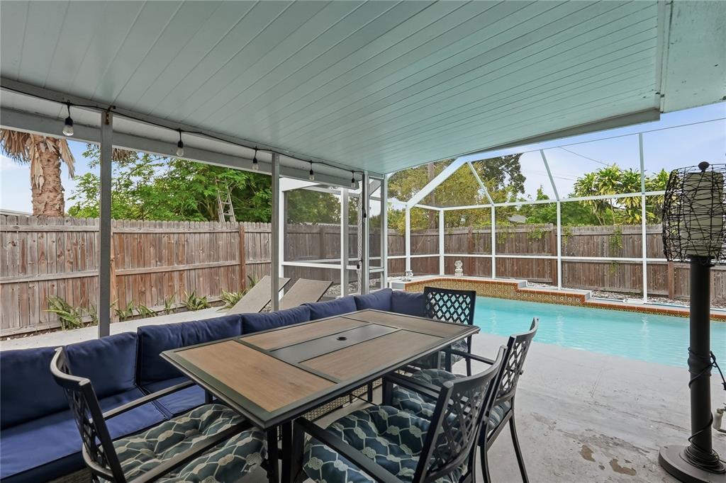 11632 EASY STREET, LARGO, FL — photo 3 of 30