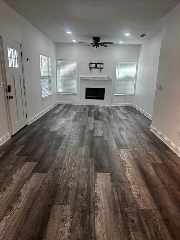 3902 N SUWANEE AVENUE, TAMPA, FL — photo 3 of 22