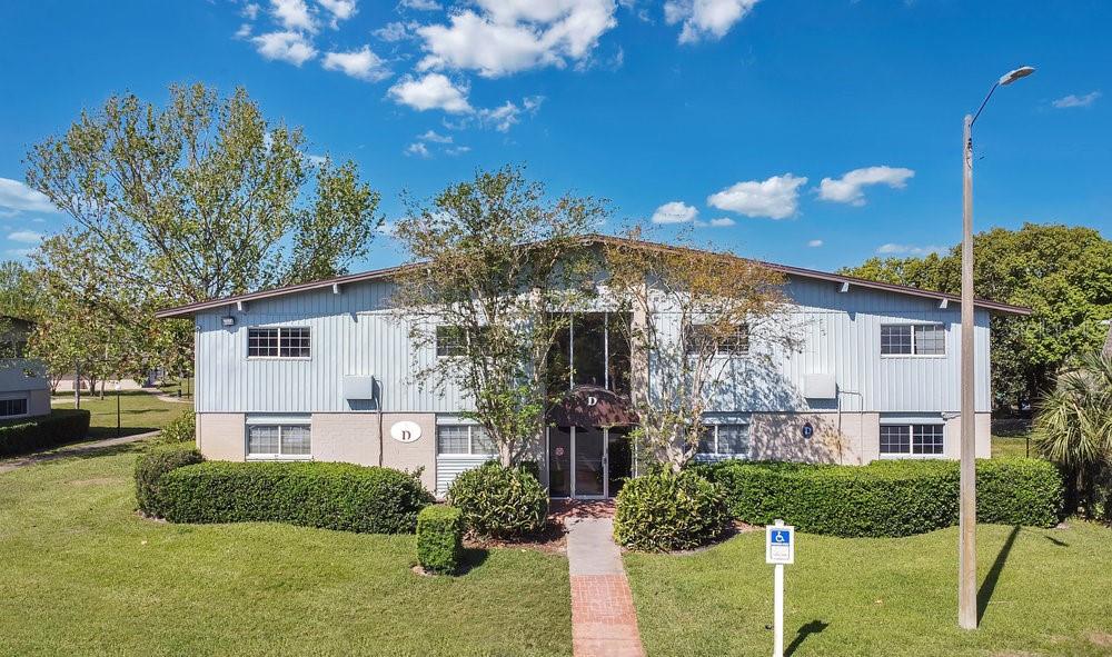 1695 LEE ROAD UNIT E204