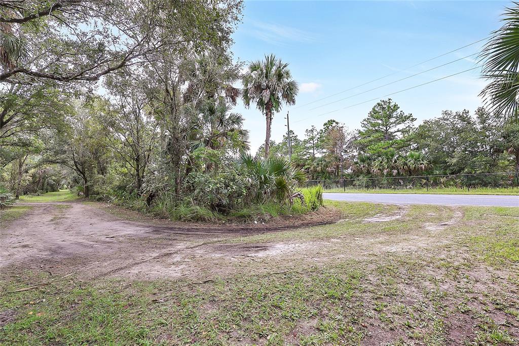 2415 WACCASSA STREET, GENEVA, FL — photo 5 of 30