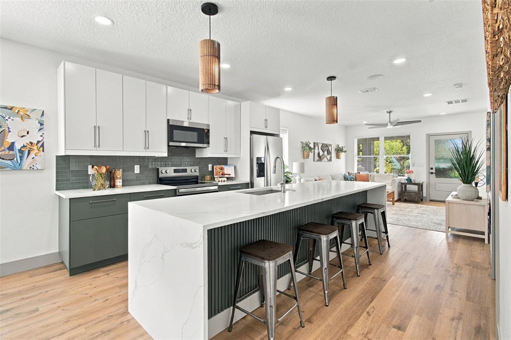 2230 KINGSTON STREET S, ST PETERSBURG, FL — photo 3 of 46