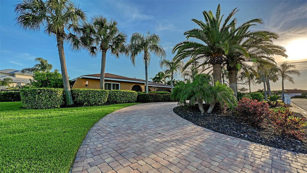 7137 WESTMORELAND DRIVE, SARASOTA, FL — photo 2 of 30