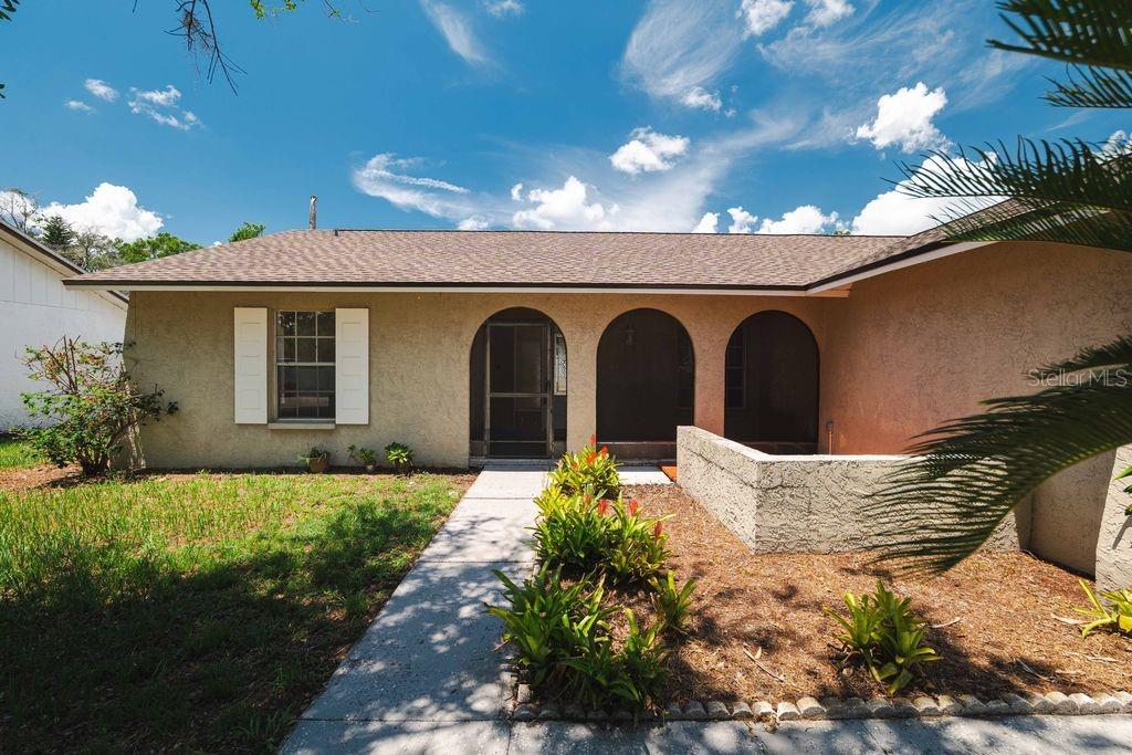 7504 N SANIBEL CIRCLE, TEMPLE TERRACE, FL — photo 2 of 30