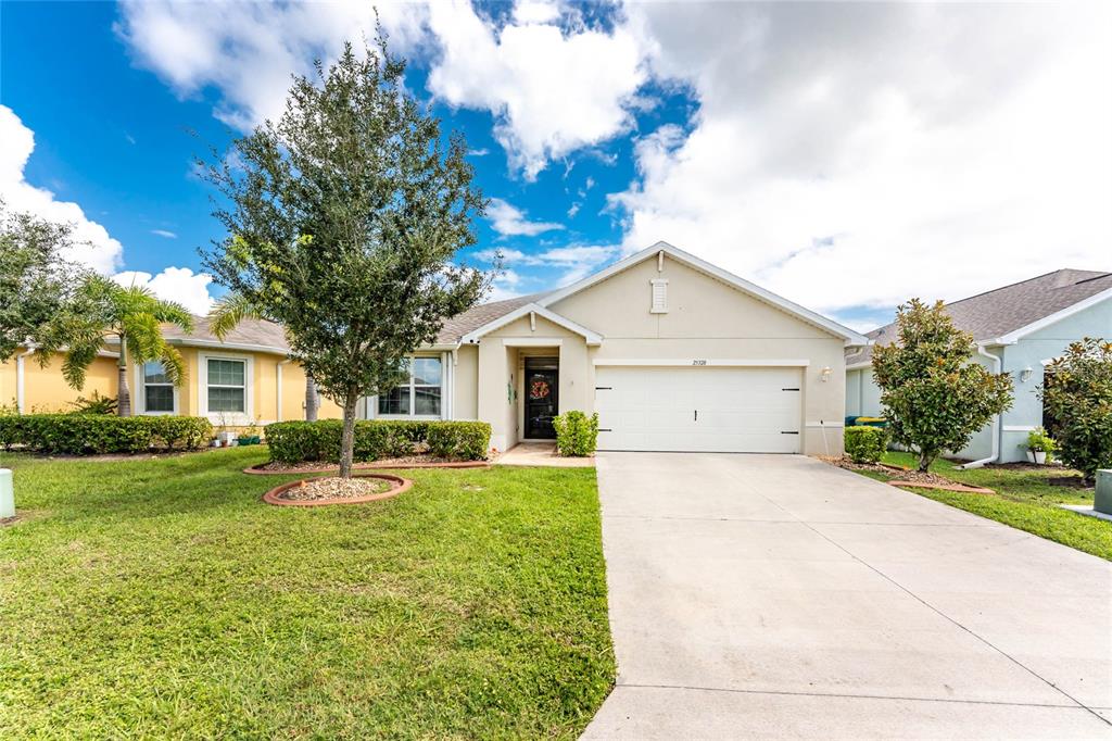 25328 E LENOX CIRCLE