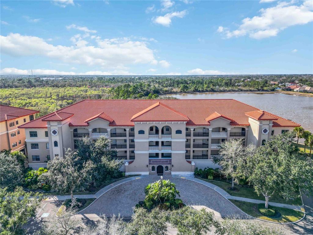 7702 LAKE VISTA COURT UNIT 305