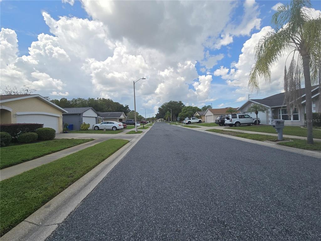 8211 MATTHEW DRIVE, NEW PORT RICHEY, FL — photo 2 of 30