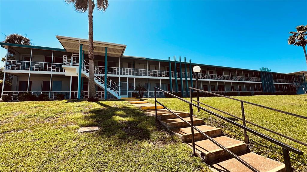 1600 W LAKE PARKER DRIVE UNIT C24