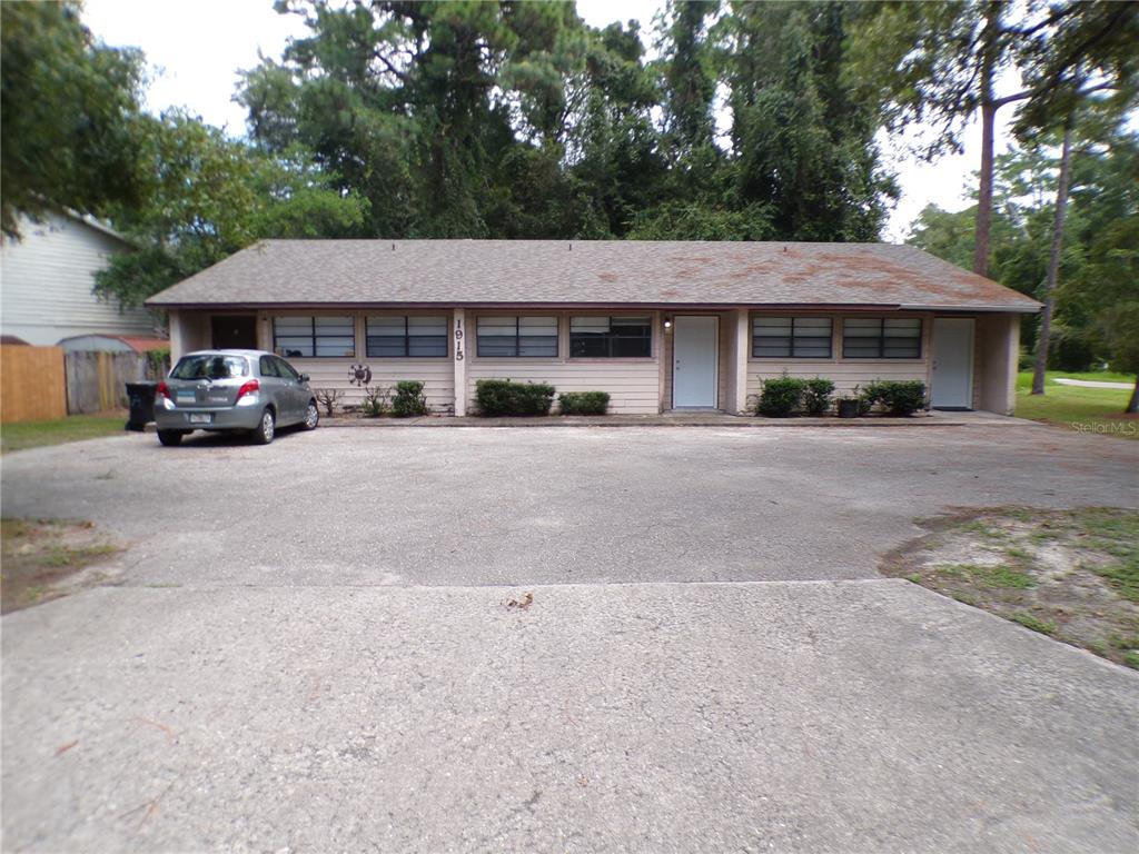 1915 SW 70TH TERRACE