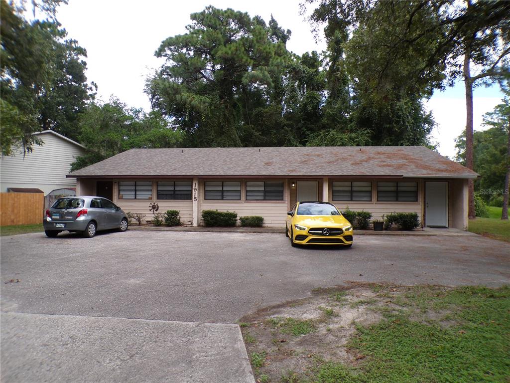 1915 SW 70TH TERRACE, GAINESVILLE, FL — photo 3 of 17
