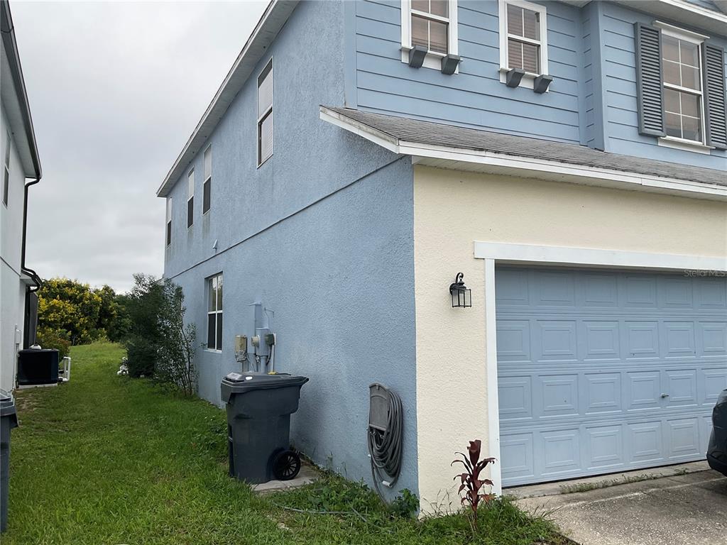 1735 PINE RIDGE DRIVE, DAVENPORT, FL — photo 2 of 35