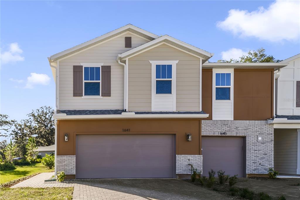 1641 GREENLEAF WOODS COVE