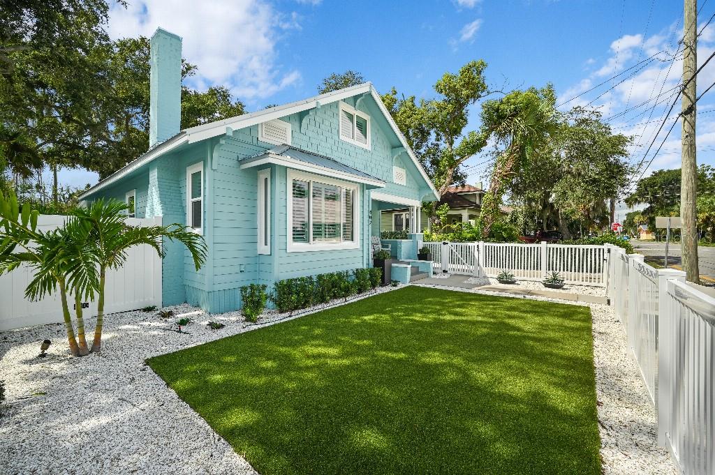 402 N ORANGE STREET, NEW SMYRNA BEACH, FL — photo 2 of 30