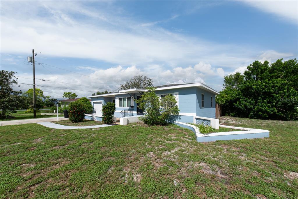 2501 LESLEE LAKE DRIVE N, ST PETERSBURG, FL — photo 5 of 30