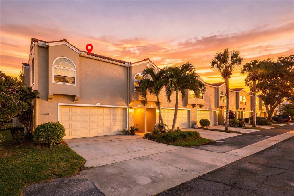 629 SEGOVIA COURT NE UNIT 405, ST PETERSBURG, FL — photo 2 of 37