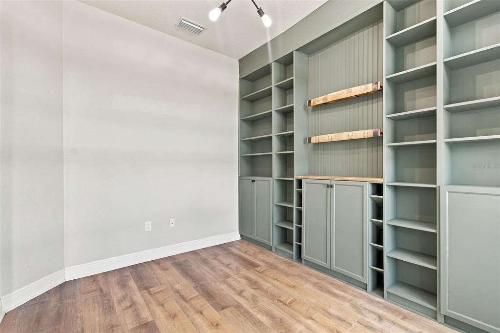 12784 SIGMUND STREET, SPRING HILL, FL — photo 4 of 30