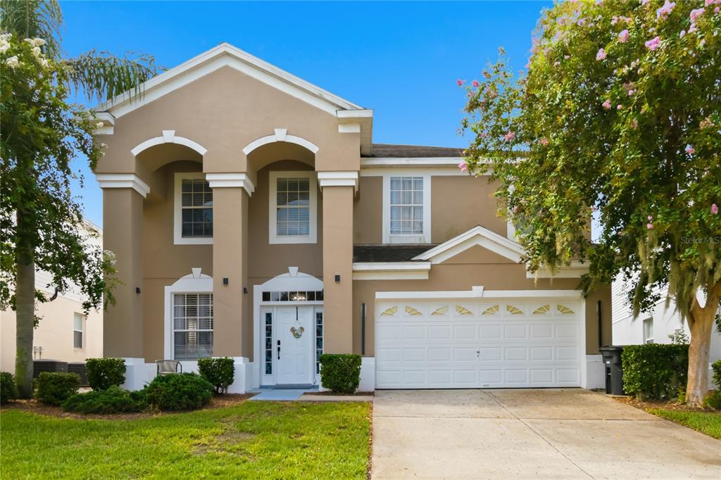 8006 KING PALM CIRCLE